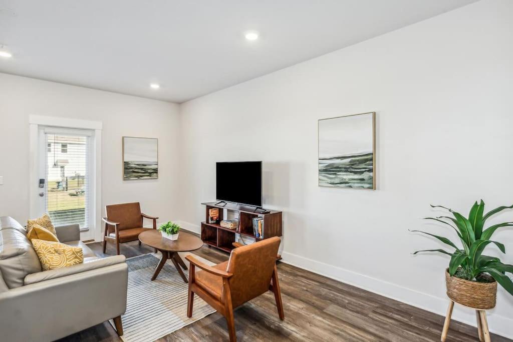 Luxury Townhome Near Downtown And Pensacola Beach Buitenkant foto