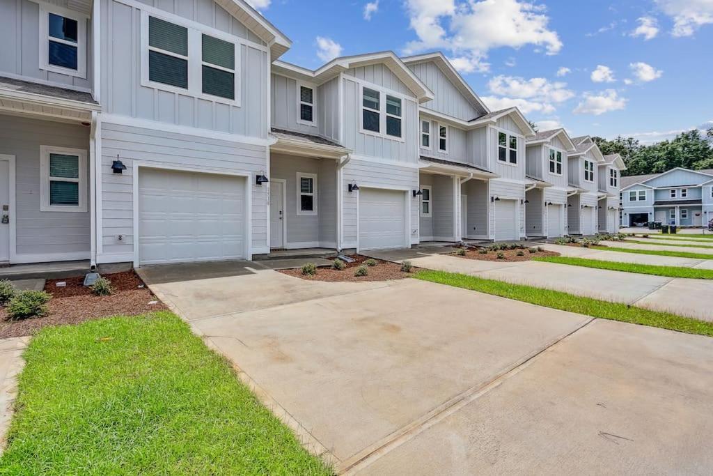 Luxury Townhome Near Downtown And Pensacola Beach Buitenkant foto